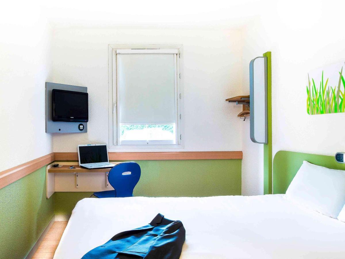 Ibis Budget Issoire Exterior photo